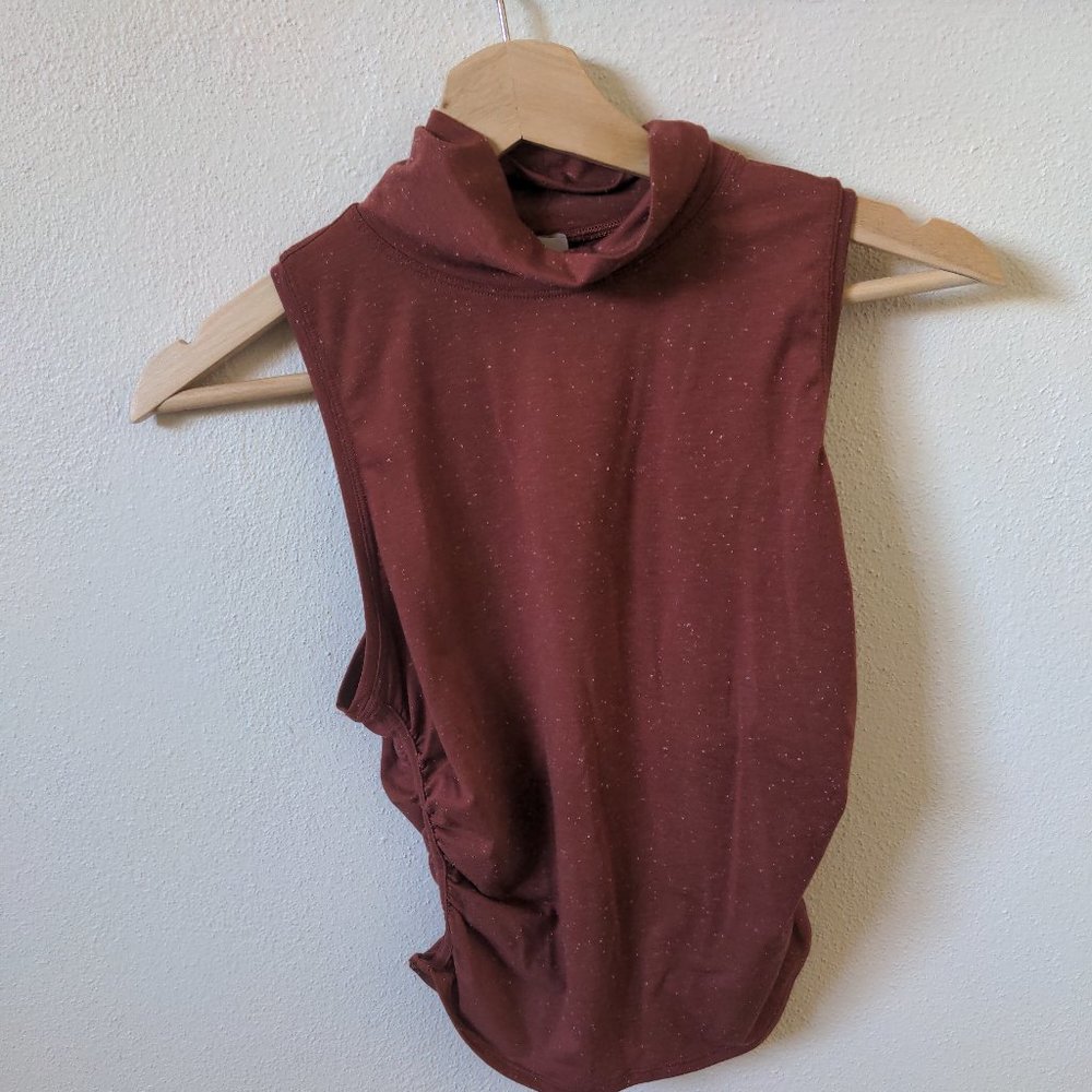 Lululemon Mockneck Tank Top with Ruched Sides - XS